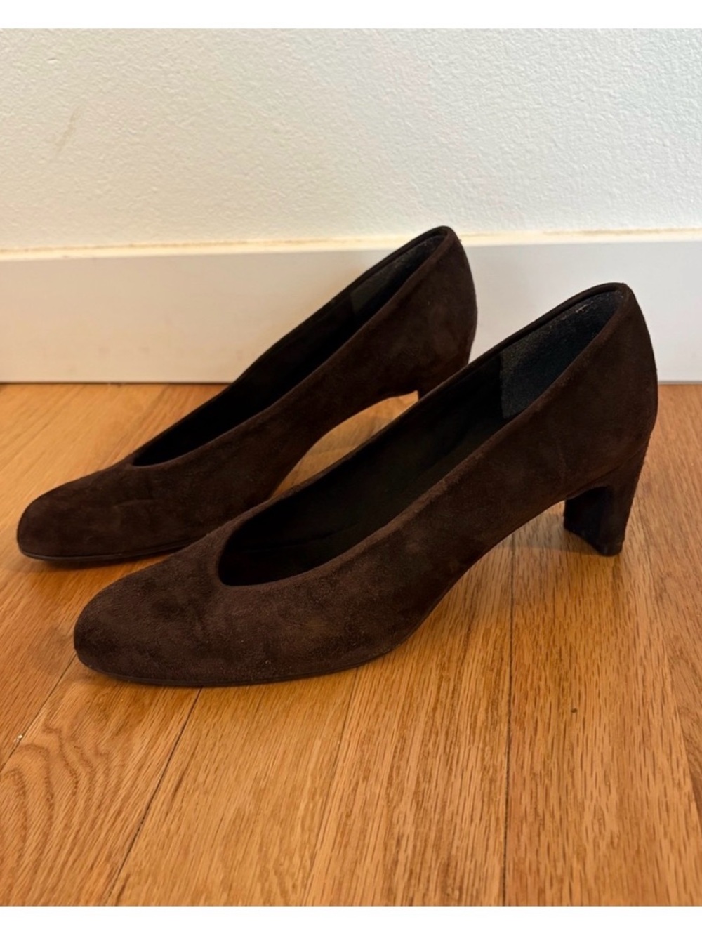 Stuart Weitzman Chocolate Brown Suede Leather Block Mid Heel Comfort Pumps
